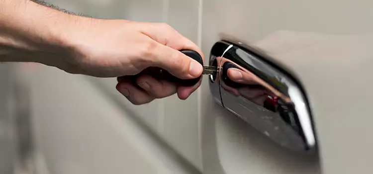 Why Choose Our Auto Locksmith Team in St. Cloud, FL?